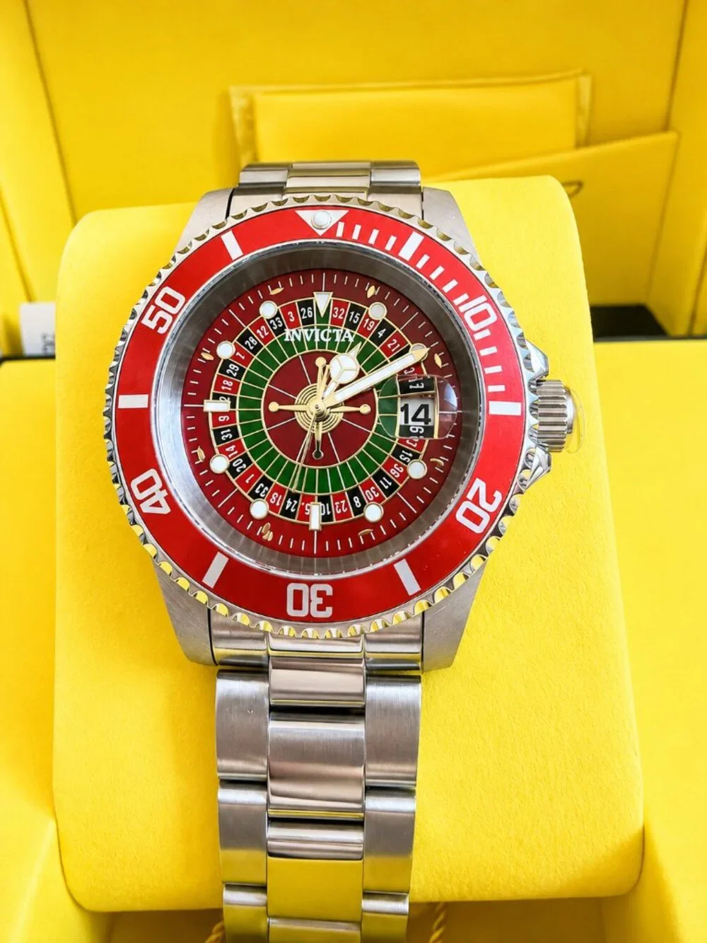 Invicta Pro Diver House of Cards Men's Roulette Watch 40mm NEW
